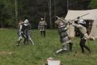 Ukázka rytířských soubojů na akci Lokace Archeoskanzenu. 